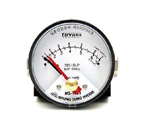 Differential
                            pressure gauge